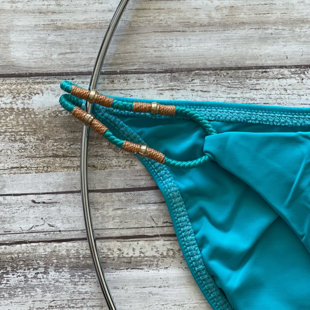 ViX Swimwear Laura Detail Bikini Bottom Light Blue Size Large Style# 113-407-051 - Picture 4 of 9